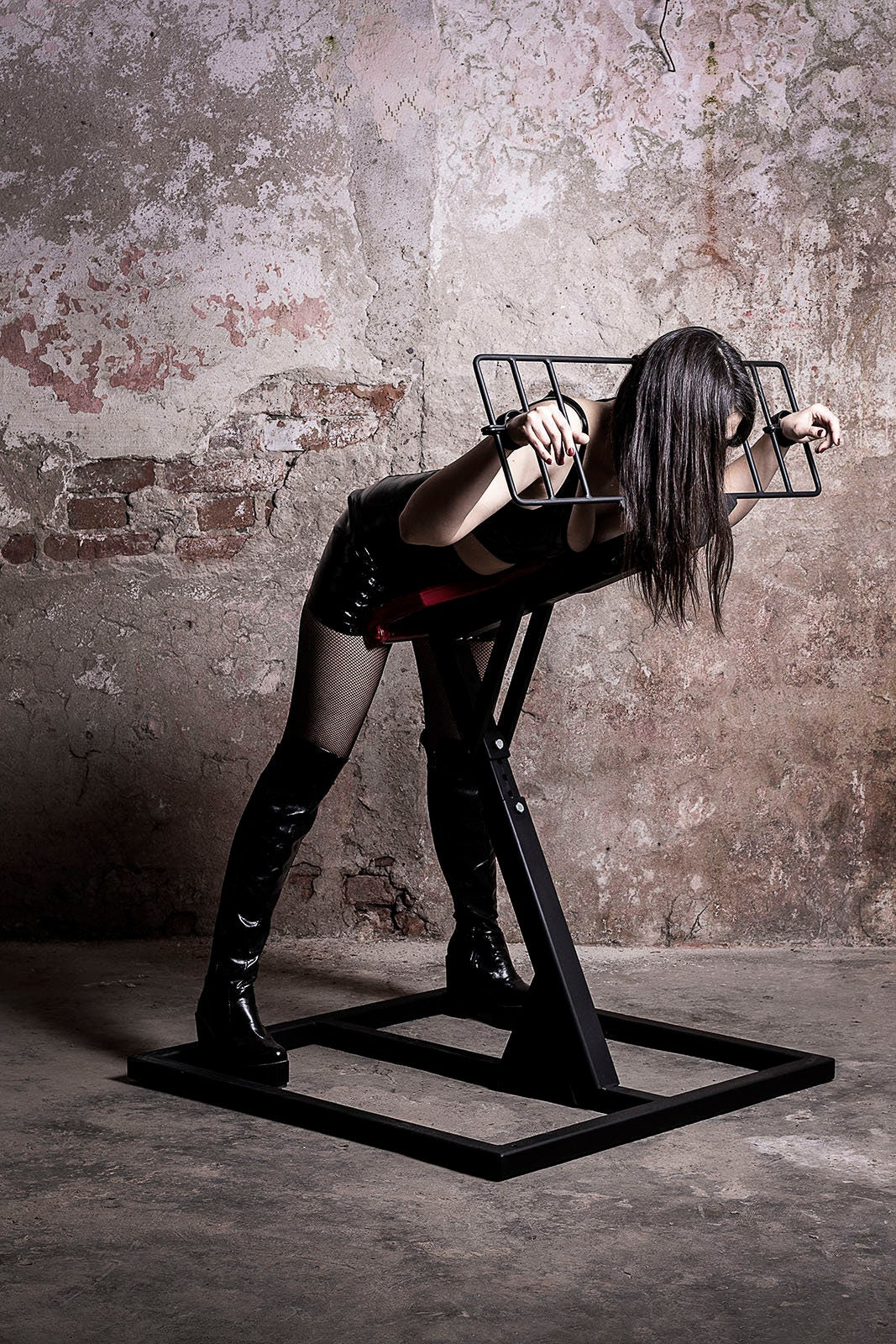 Сексуалды қыздармен порно видео Тығында түтігі бар пениса қондырмасы